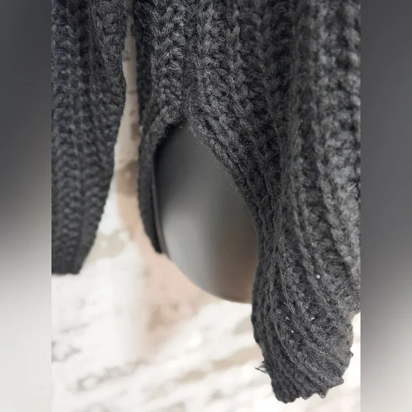 Chunky Knit Black Hooded Sweater NWT | Soft Mohair Blend Pullover | Sizes S & M - Picture 5 of 10